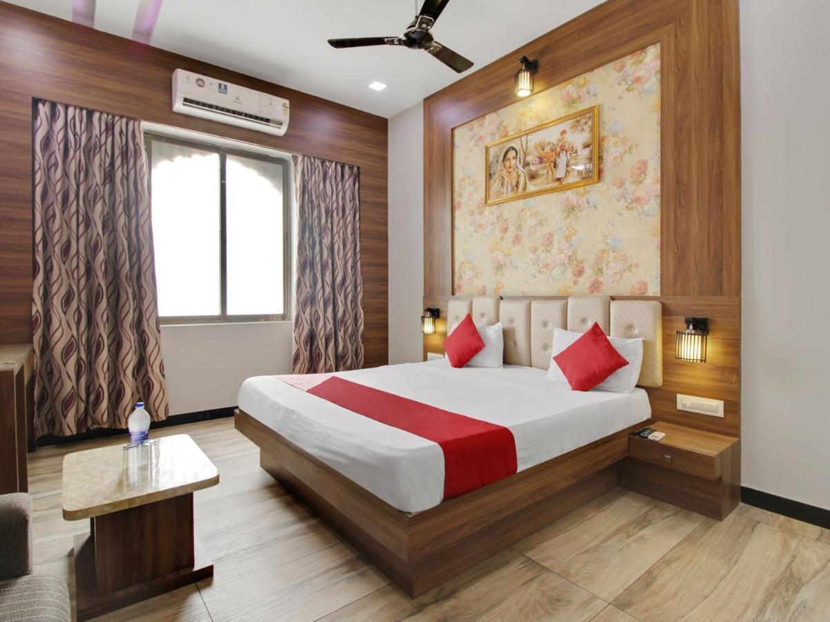 Oyo 79434 Hotel Green Villa Nagpur Eksteriør billede