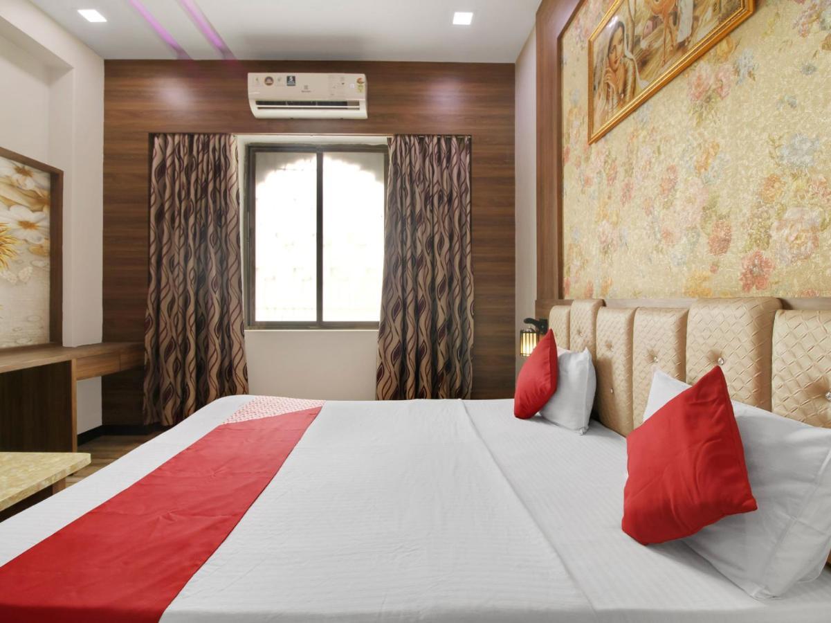 Oyo 79434 Hotel Green Villa Nagpur Eksteriør billede