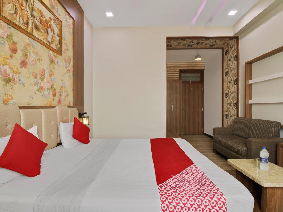 Oyo 79434 Hotel Green Villa Nagpur Eksteriør billede