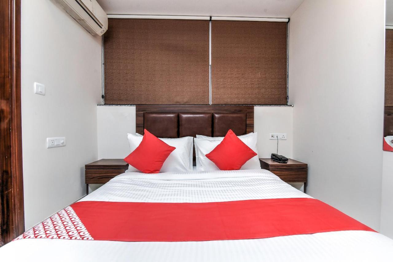 Oyo 79434 Hotel Green Villa Nagpur Eksteriør billede